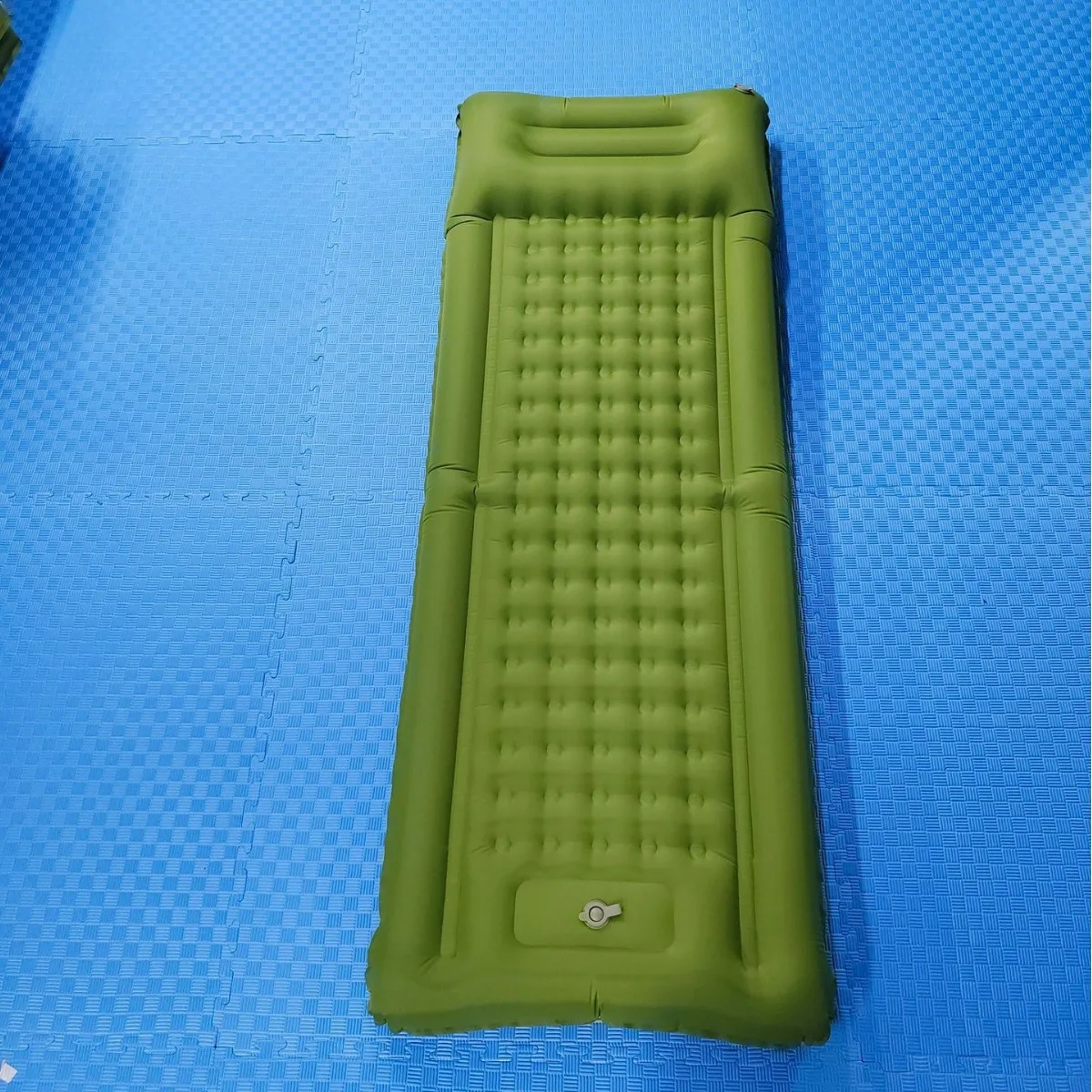 

Outdoor inflatable mattress, light on the feet, carry camping moisture-proof mattress, pull belt inflatable mattress, lunch brea