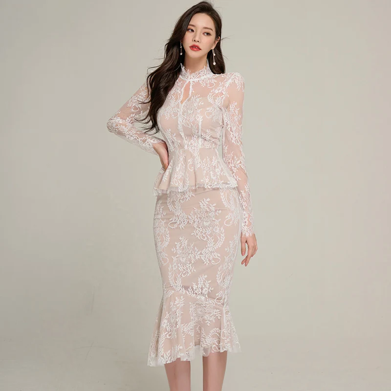 

Spring 2025 Sexy Hollow out Long Sleeve Lace Two Piece Set Fish Tail Dress Bodycon Skirt Korean Style Fashionable Women's Dress