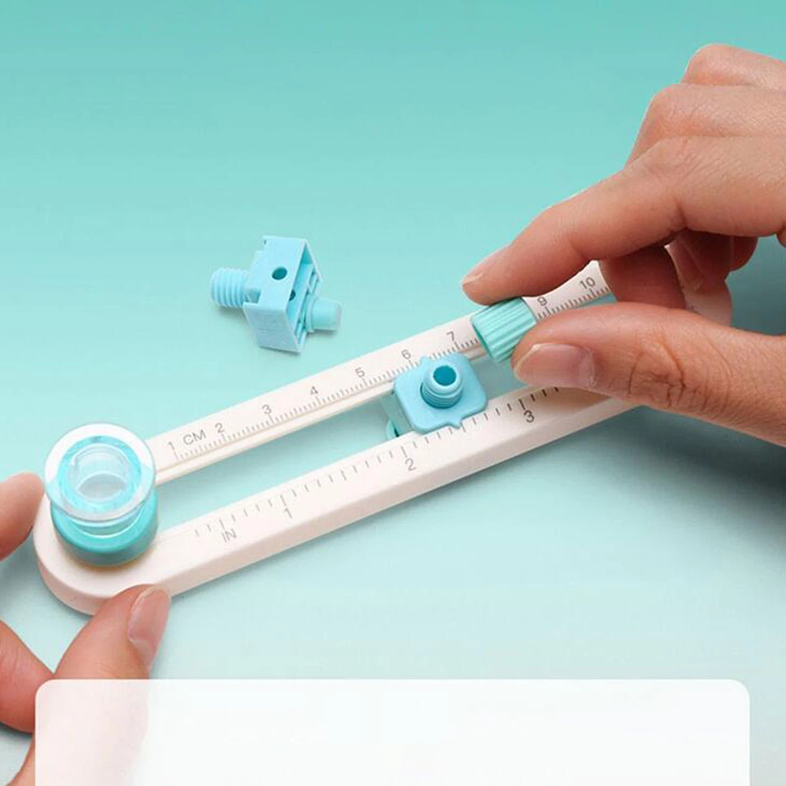 Circular Paper Cutter Rotary Circle Cutter Multi Functional Adjustable Circle Cutting Tool Circle Paper Trimmer for DIY Craft