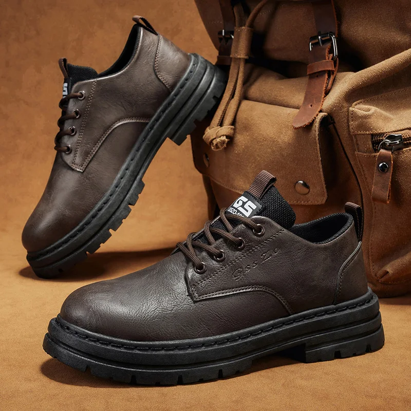 

Mens Low Cut Casual Shoes Leather British Retro Style Business Casual Soft Sole Big Head Work Boots for Spring Autumn