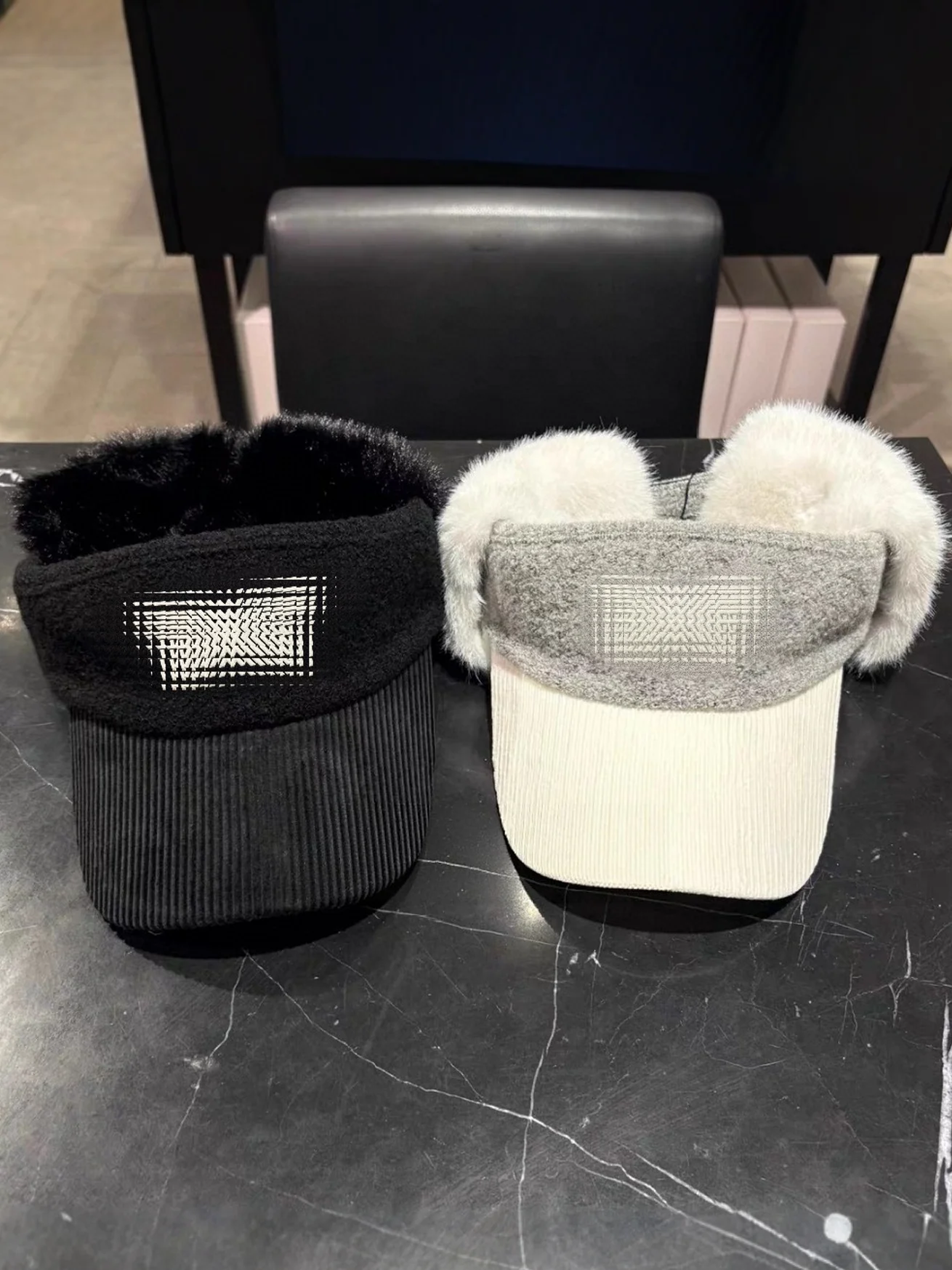 women's-golf-cap-winter-warm-plu-ear-protection-emp-top-hat-corduroy-flat-brim-adjustable-strap-spor-sle-winter-hat