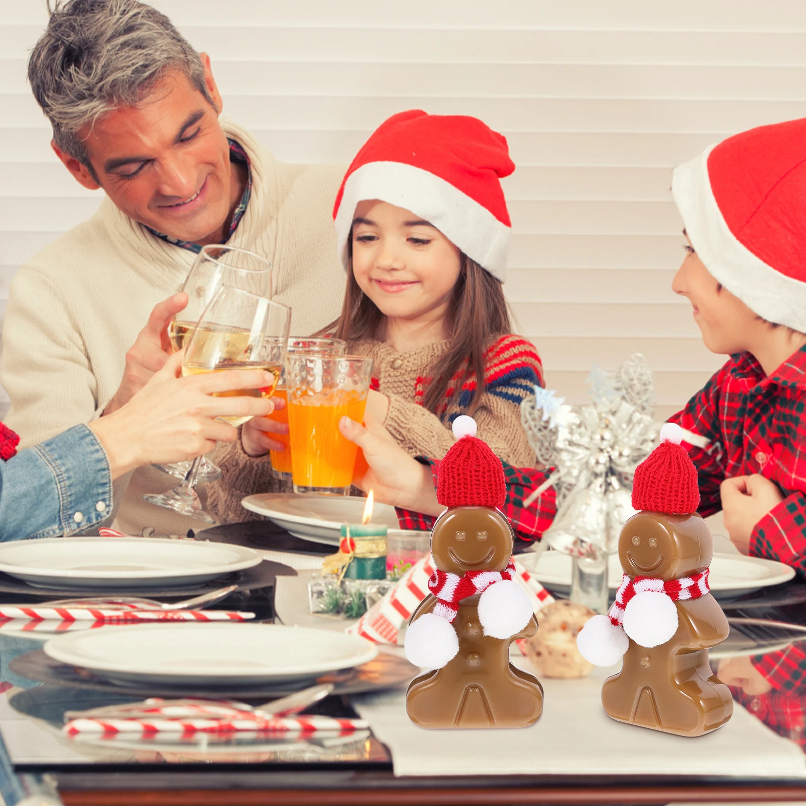 

1Set Portable Juice Bottle Christmas Gingerbread Style with Hats Scarves Spill Proof Cap Ideal for Milk Coffee Cold Drinks