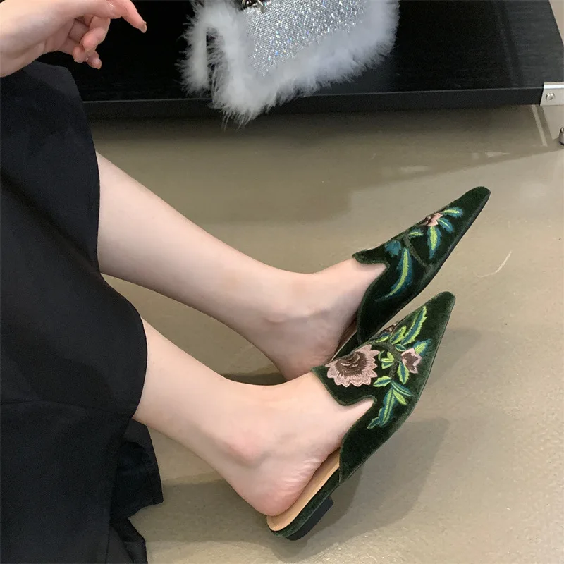 Novos Sapatos Femininos 2026,  - Embroidery Designer avaliação e preço