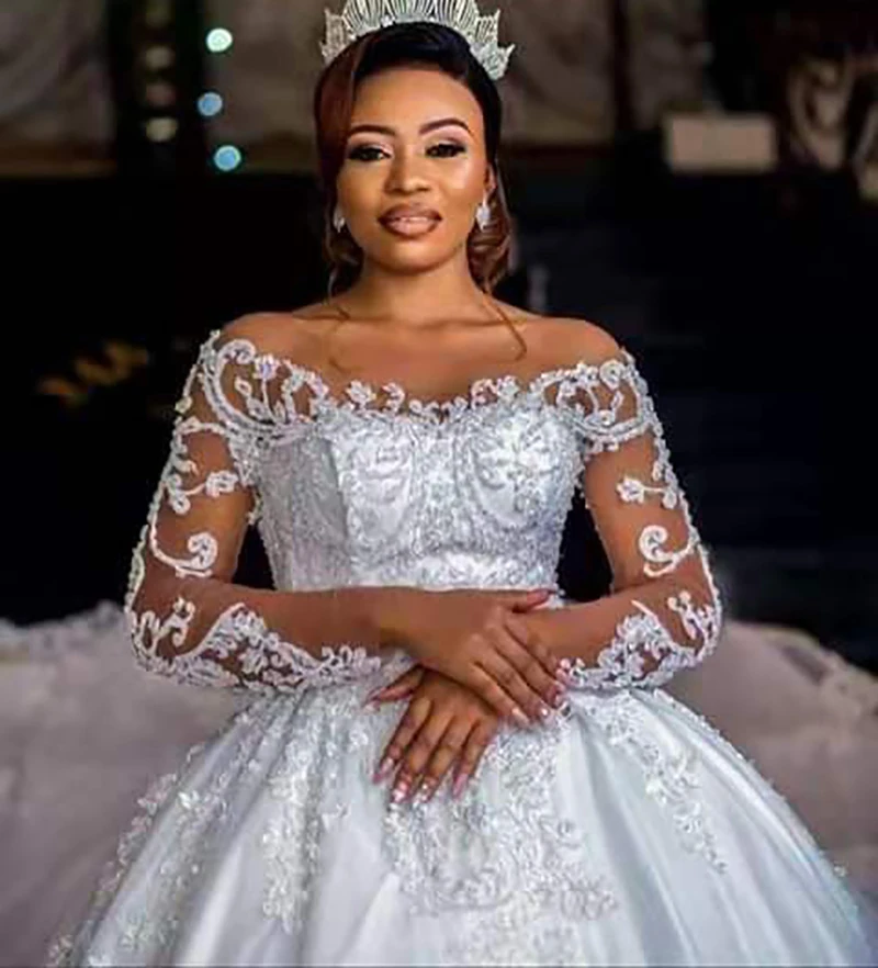 

African Illusion Long Sleeve Ball Gown Wedding Dress Beaded Lace Bridal Gown Factory Custom Made