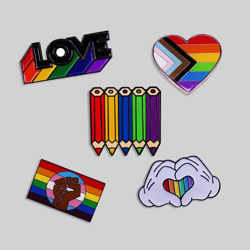 High Quality Gay Pride Rainbow Flag Love Enamel Pin Fashion Lgbt Badge Lapel Pin Couple Brooch Jewelry Gifts for Friends