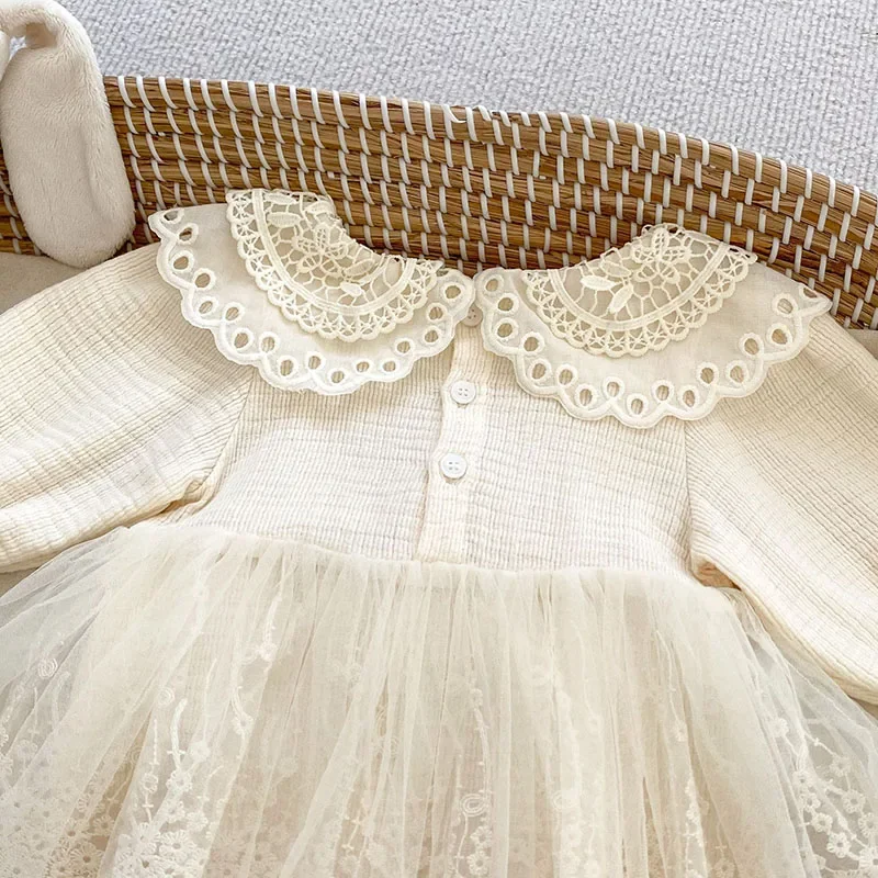 2024 New Autumn Newborn Baby Girls Bodysuits Long Sleeved Cotton Lace Splicing Infant Baby Girls Jumpsuit 0-24M Children Clothes