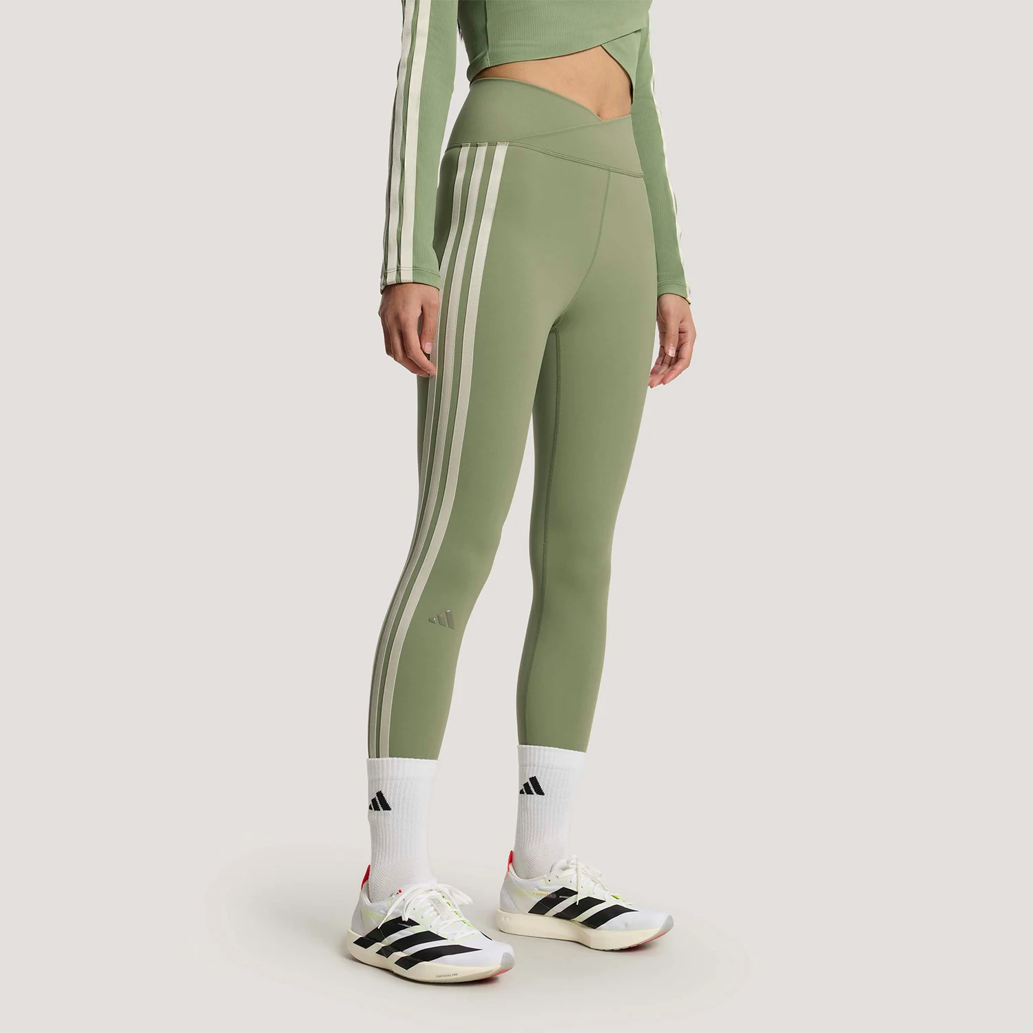 pantaloni-da-yoga-morbidi-e-aderenti-a-vita-alta-da-donna-originali-adidas-kv9250