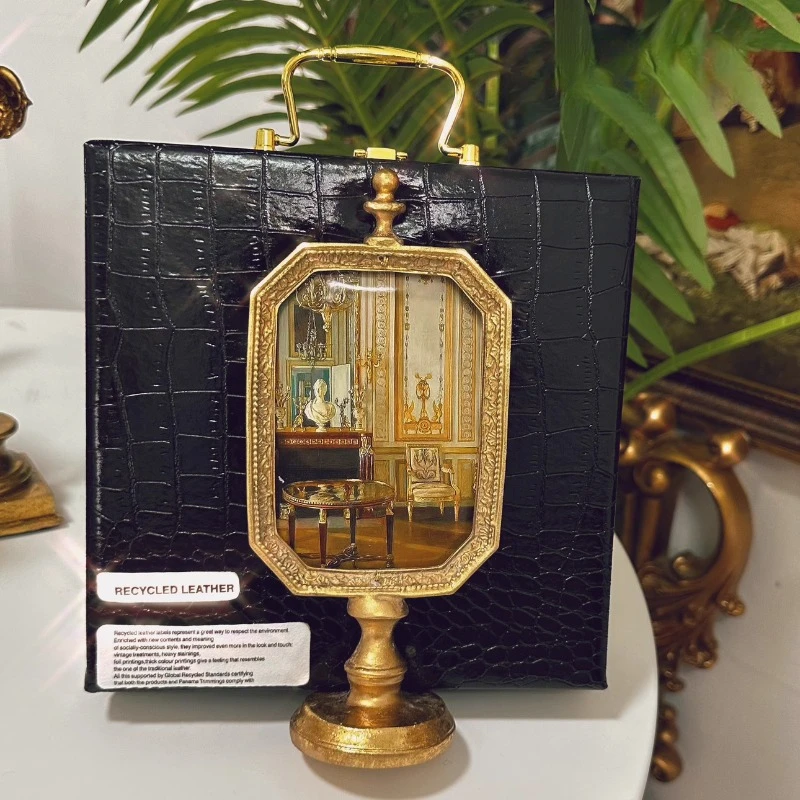 

Niche retro bag artwork world famous painting hand holding banquet box bag
