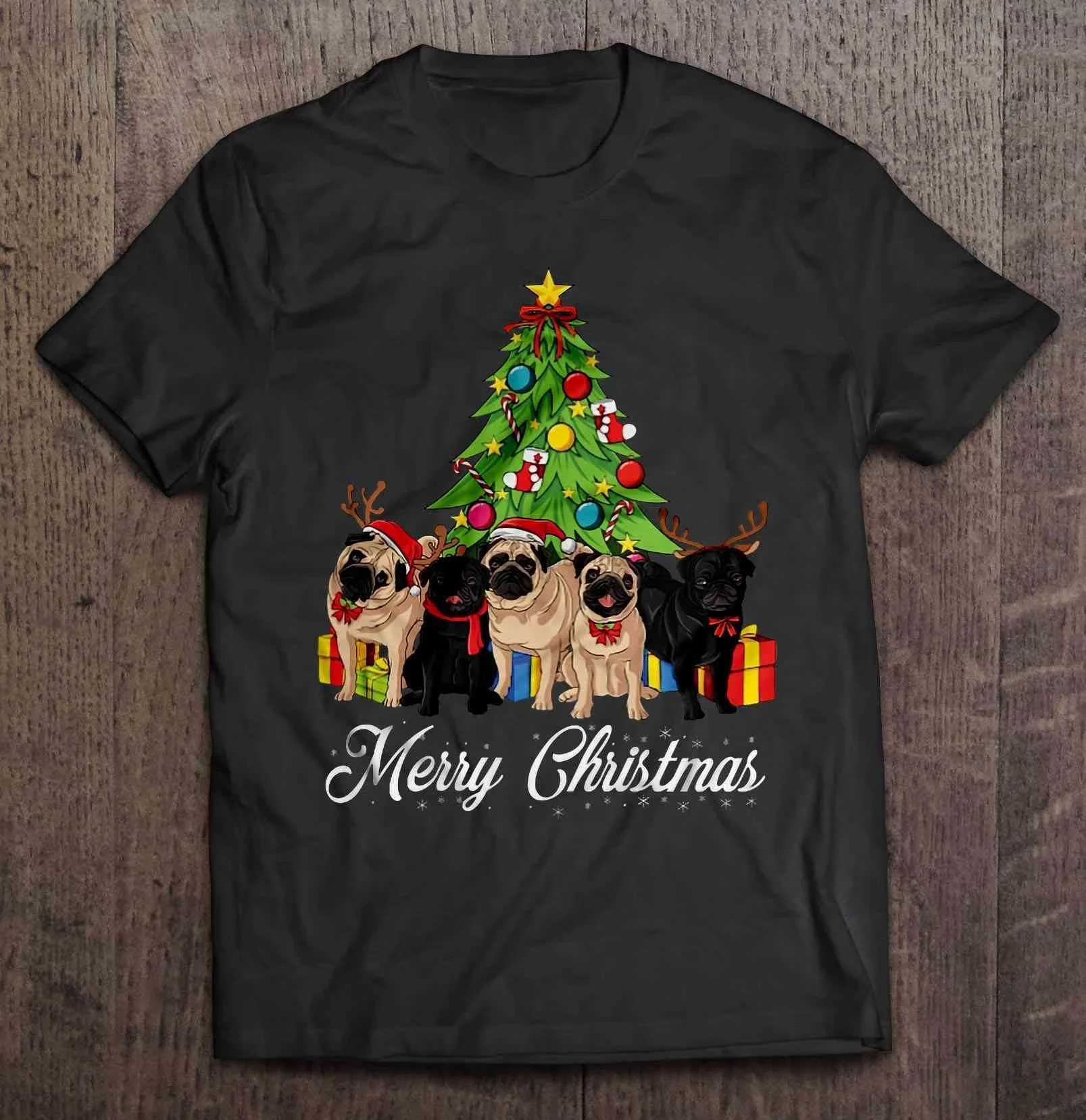 

Funny Merry Christmas Reindeer Pug Dog Christmas Tree T-Shirt 100% Cotton O-Neck Short Sleeve Casual Mens T-shirt Size S-3XL