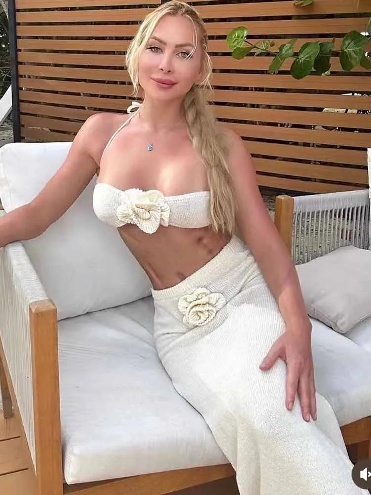 BKQU โครเชต์ชุดกระโปรงชายหาดผู้หญิง 3D ดอกไม้เซ็กซี่ LACE-up บิกินี่ด้านบน Slim ถักกระโปรงยาว 2 ชิ้นฤดูร้อนวันหยุดชุด