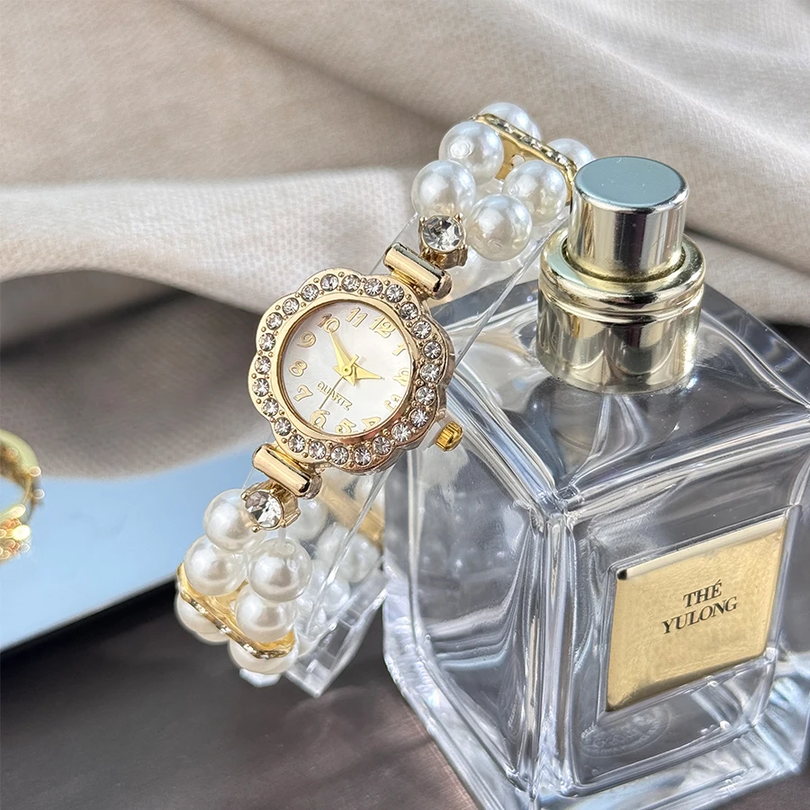 New Elegant Pearl Diamond-Encrusted Elastic Band Watch Vintage Luxury Bracelet Style Convenient for Ladies Quartz Wristwatch image 4
