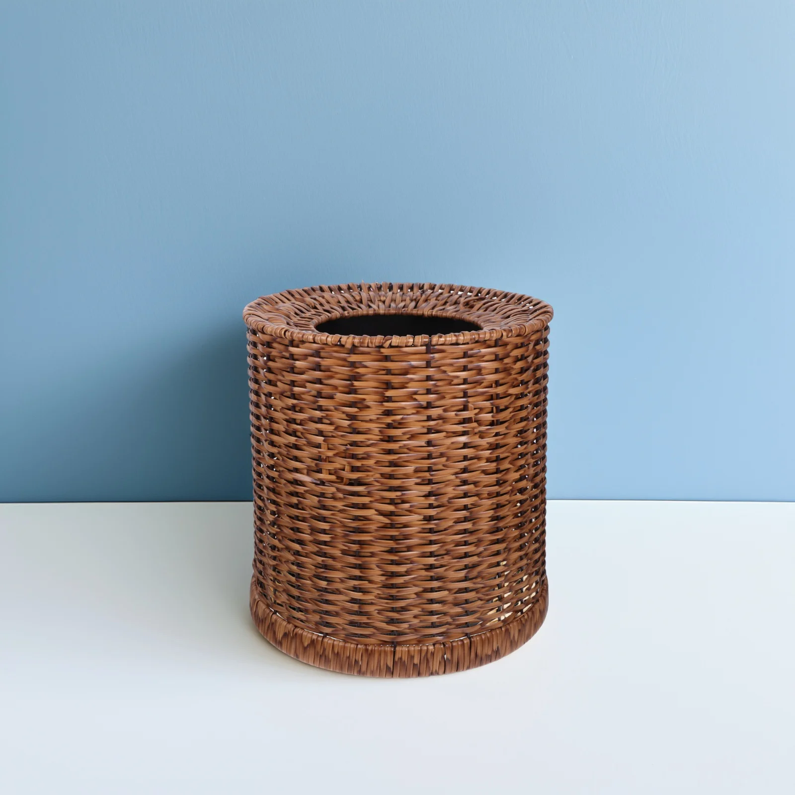 

Large Capacity Rattan-Like Trash Can Vintage Garbage Bin For Home Office Bedroom Bathroom Recycling Storage Basket Green