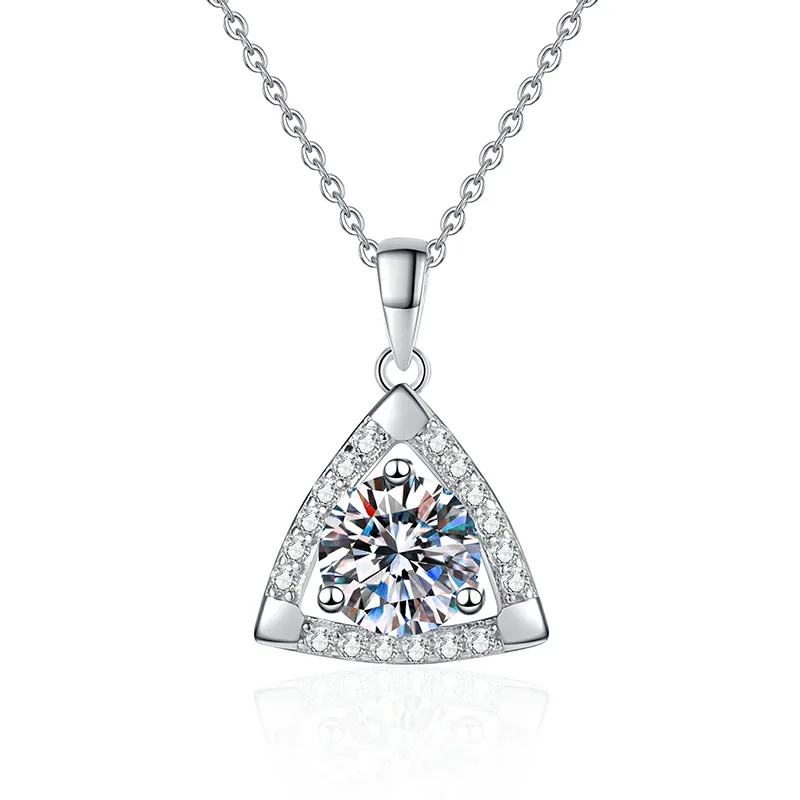 

Apaison Female Real 1 ct Moissanite Adjustable Necklace Pendants 925 Sterling Silver Anniversary Jewelry