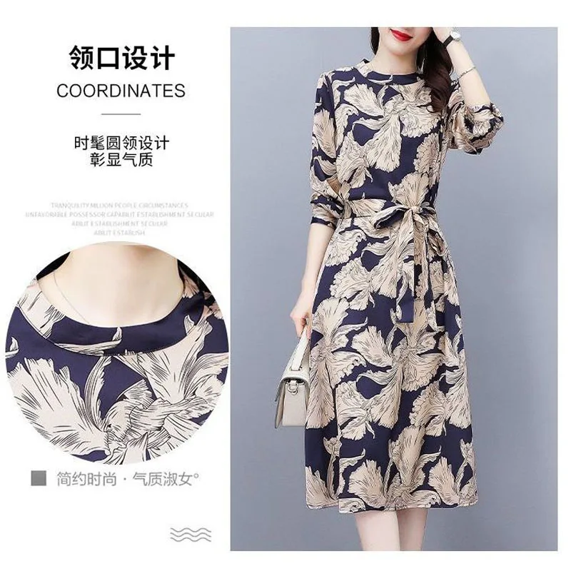 2023 Spring Women's New Round Neck Long Sleeved Printed Belt Dress Autumn Fashion Flowing Commuter Leisure Comfortable Dress