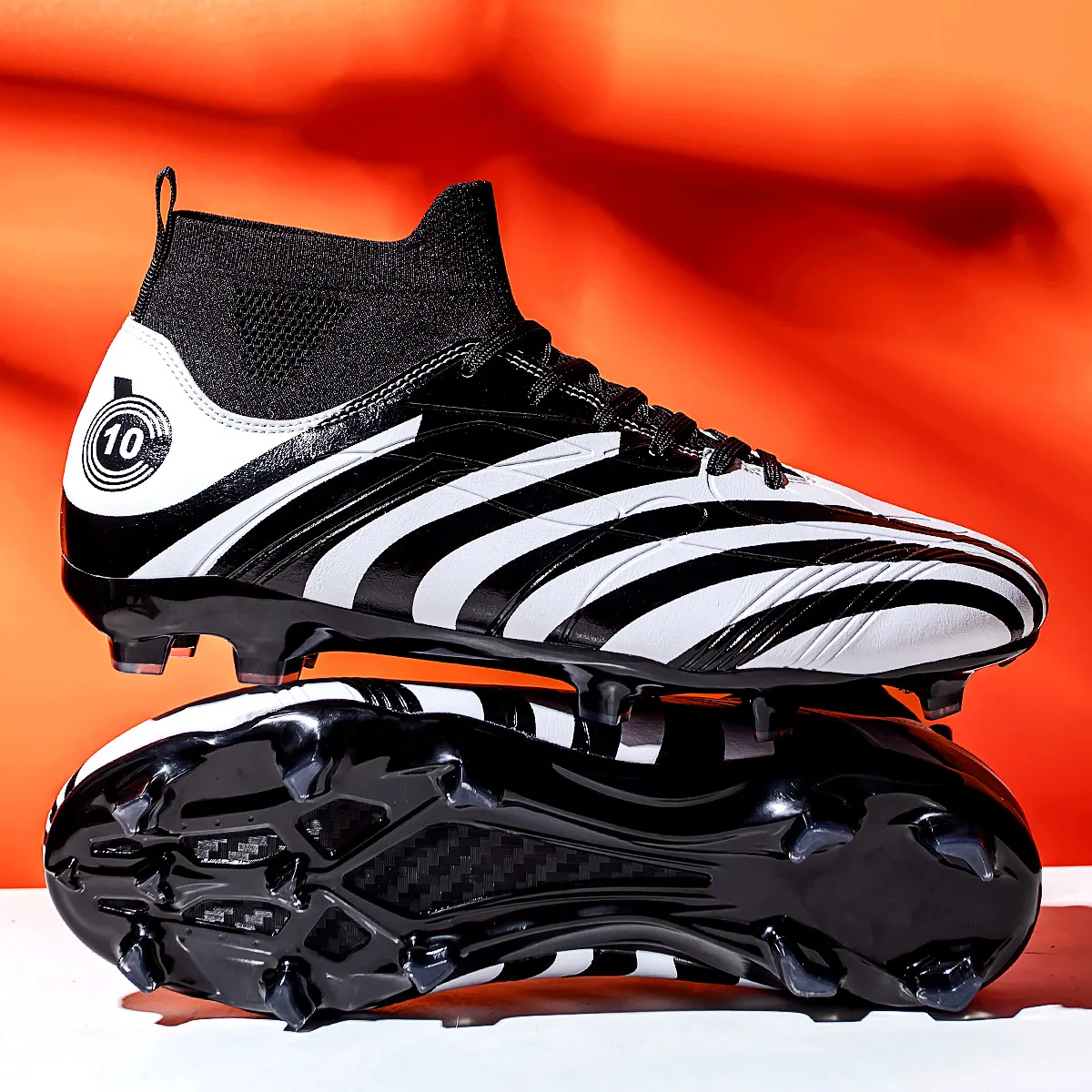 

New Professional Men Football Boots Futsal Turf Soccer Cleats Grass Training Match Top Quality Ultralight Non-Slip