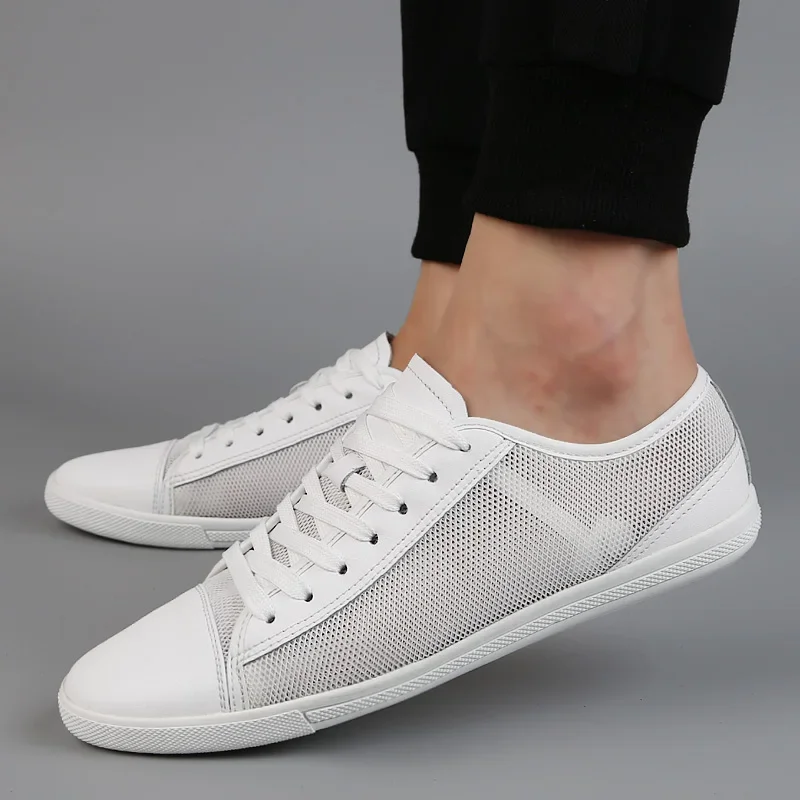 Scarpe basse da uomo leggere in vera pelle Tendenza per il tempo libero Versione coreana Solido nero Bianco scarpe casual da uomo traspiranti estive