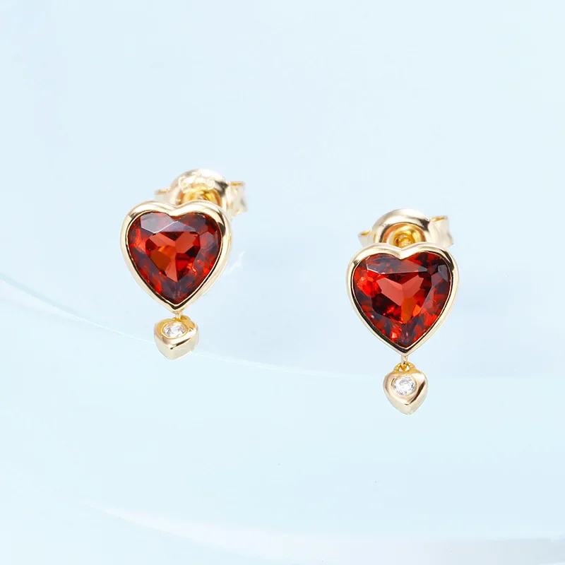 LAMOON Romantic Red Heart Shape Stud Earrings Natural Gemstone Garnet 925 Sterling Silver Gold Plated Earring Party Gift EI190