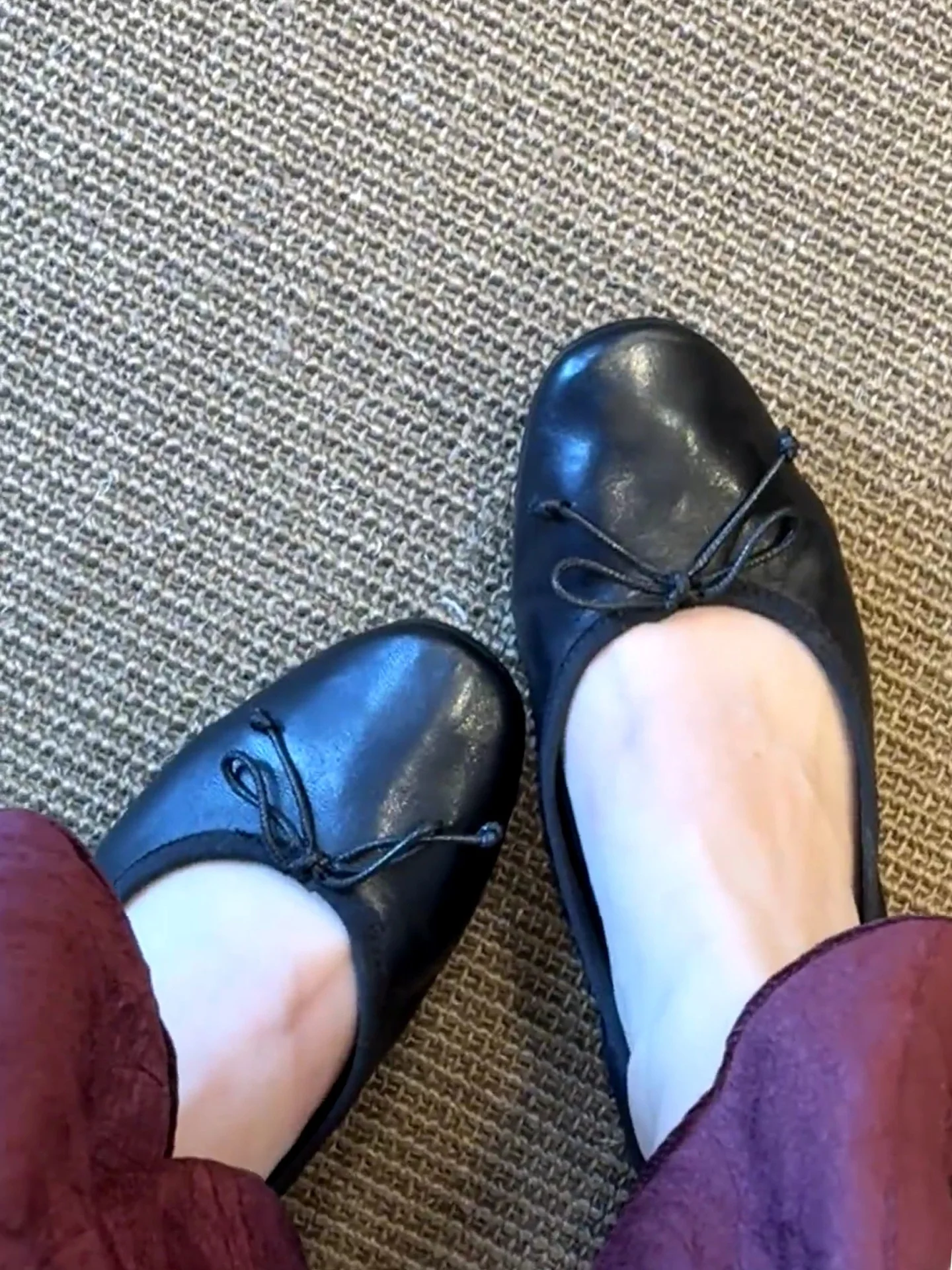simple-ballet-style-flat-bottom-single-shoes-women's-new-black-genuine-leather-slip-on-knot-grandma-shoes-fashionab