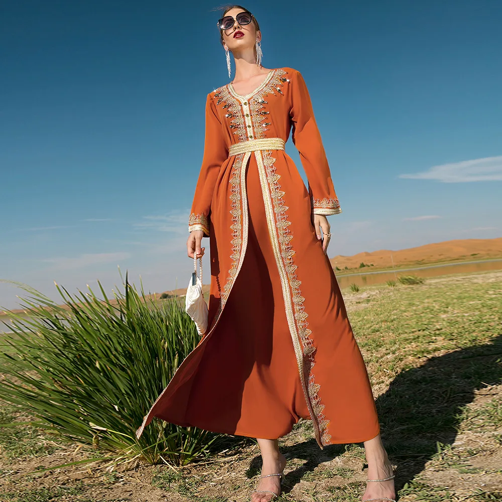 

New Saudi Arabian Orange Heavy Industry Hand Sewn Diamond Splice Lace Islam Lace Fake Two Piece Dress Middle East Tourism Dress