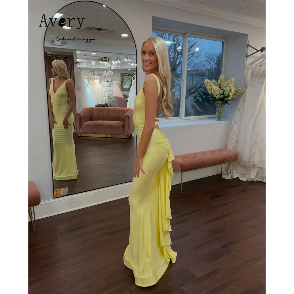 Avery Customized Yellow Fishtail Backless V-neck Elegant Evening Dresses for Woman Luxury Women's Elegant Party Dress Luxurious