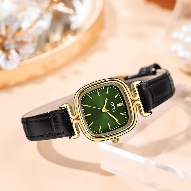 Retro Small Square Leather Women's Watch High-end Quartz Watch Women's Waterproof Watch