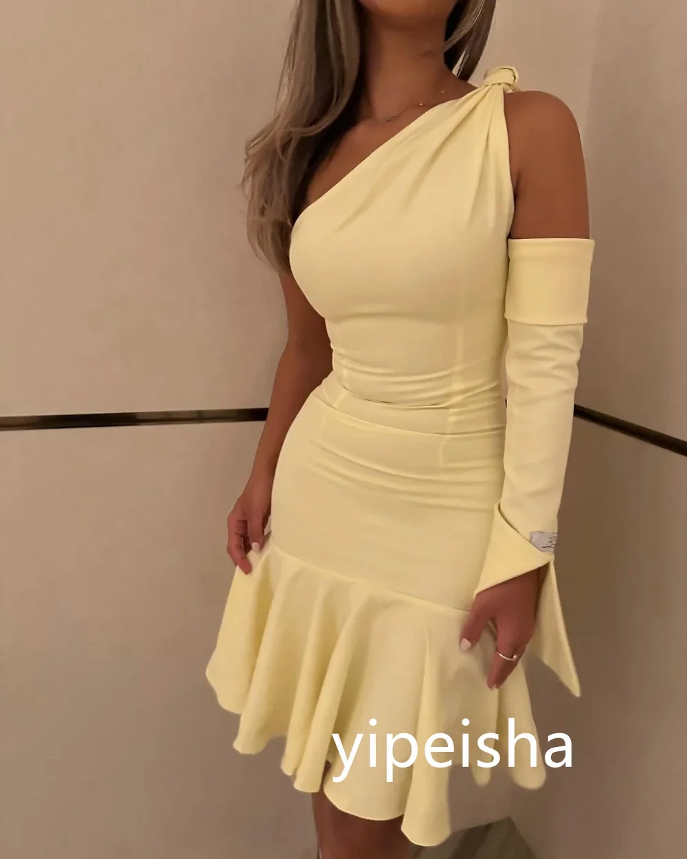 Customized Fashion Jersey Pleat Mermaid One-shoulder Knee Length Dresses Evening Dresses Classic Exquisite Modern Style Pastrol  image 3