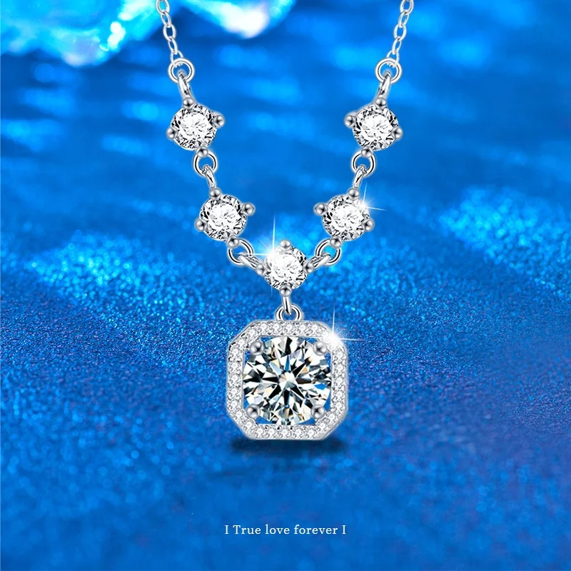 KNRIQUEN Moissanite Pendant Necklace D Color 925 Sterling Silver 18K White Gold Plated Diamond Test Passed Whit GRA Certificate