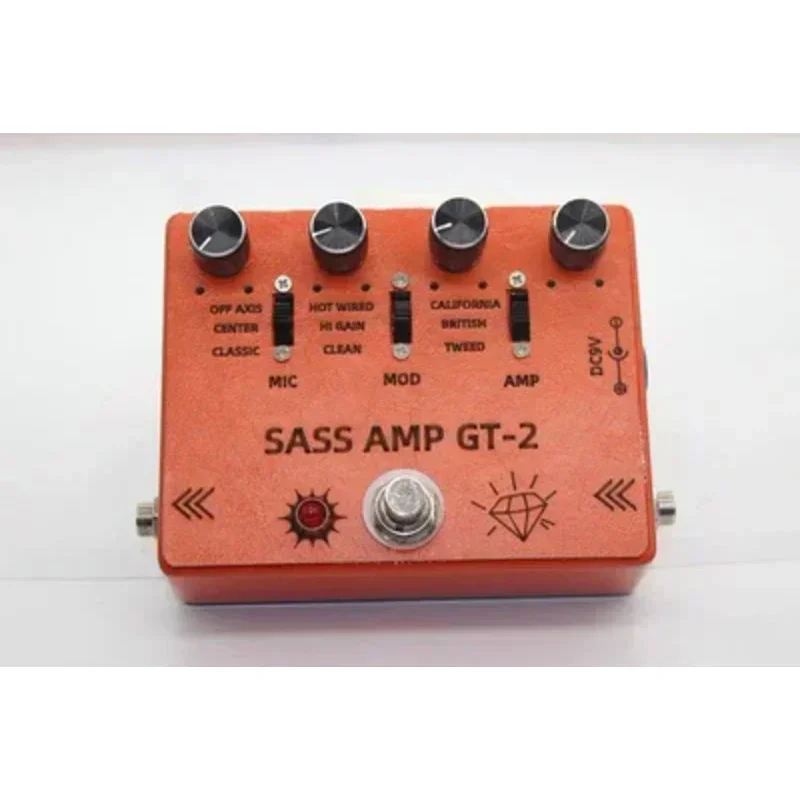 Speaker Simulates Distortion Of A SingleBoard Hand Effect Maker SansAmp GT-2 Duplicate Guitar