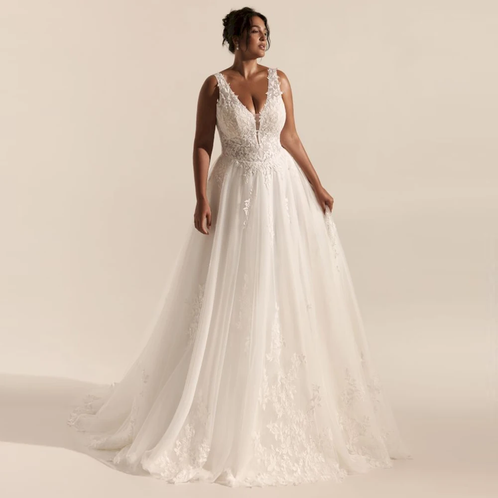 Customized Classic Wedding Dress Plus Size V Neck Sleeveless Applique Sweep Train A Line Bridal Gown Woman Bride Dresses