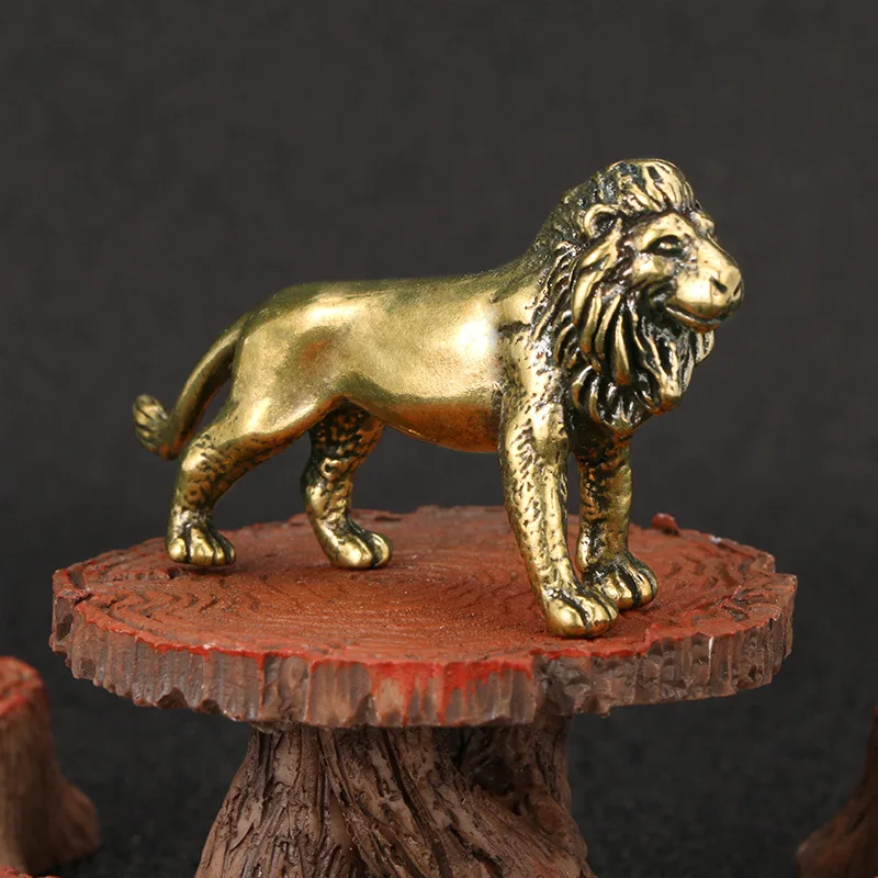 Retro Copper Lion King Figurines Miniature Desktop Decoration Ornament Brass King Grassland Animal Statue Home Decor Accessory