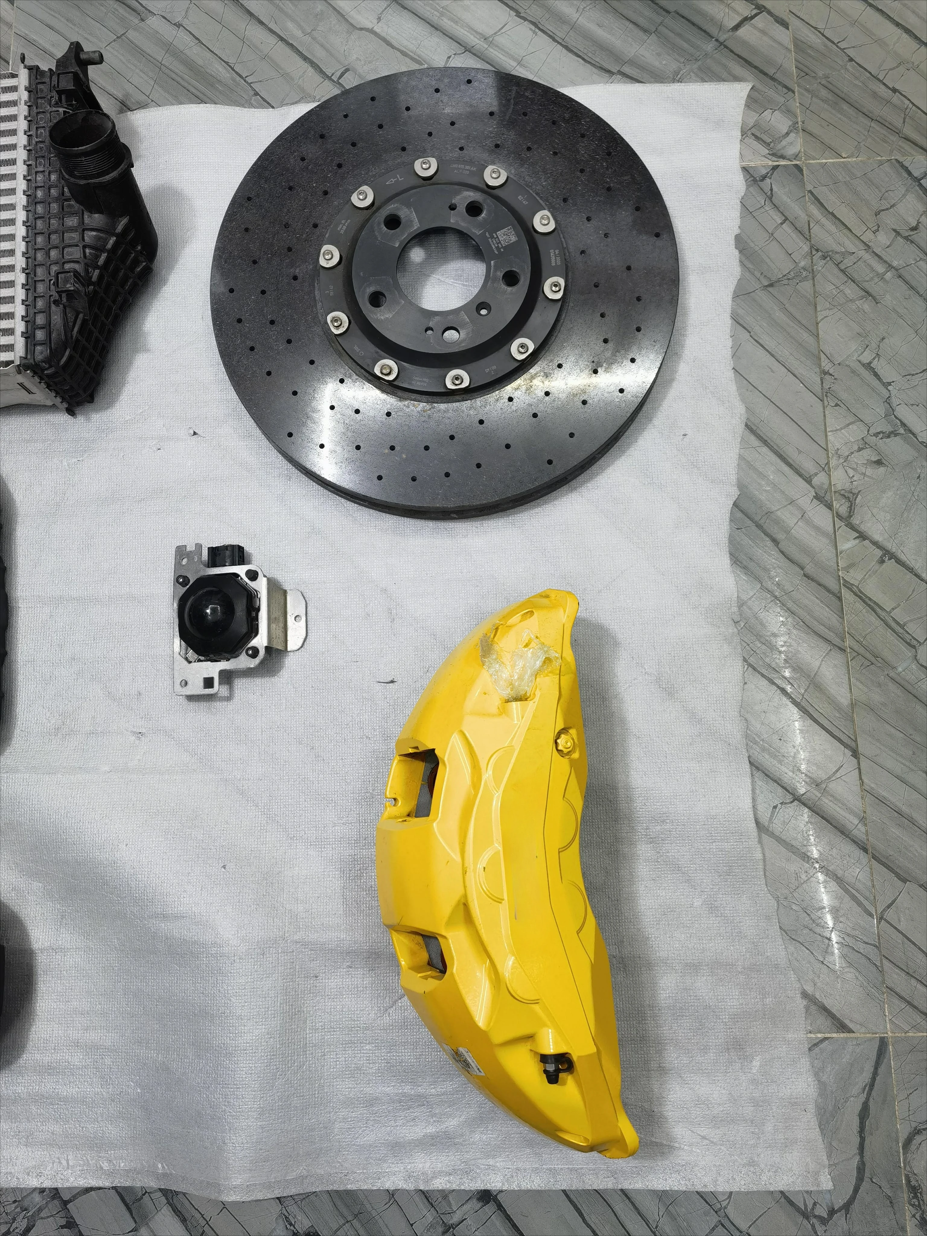 قرص فرامل مستعمل أصلي لامبورغيني OEM 4M0615301AK 4M0698451AA 4M0698151AR
