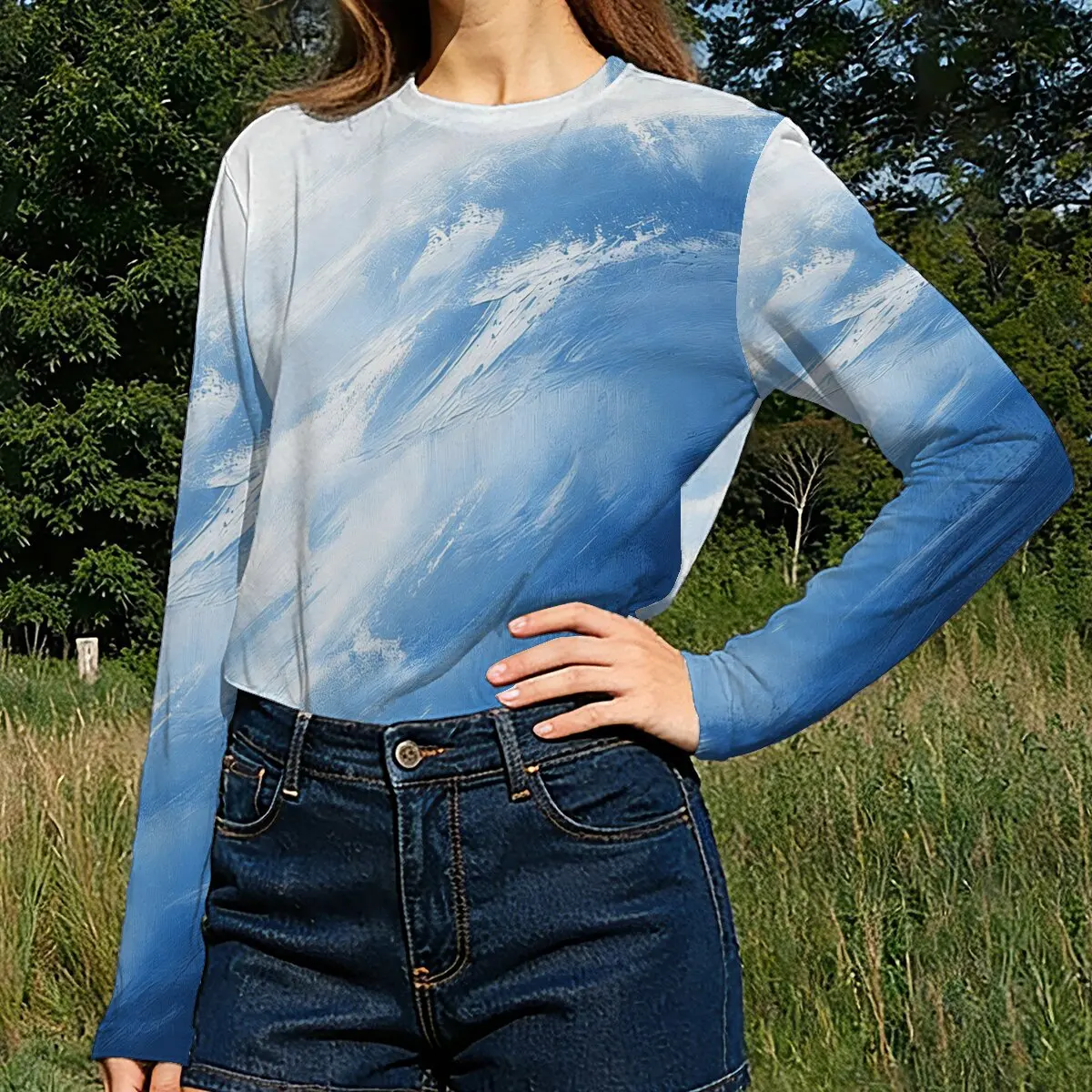Women's crew neck long-sleeve T-shirt, blue and white smudged design, fresh and natural style, daily commute, casual wear