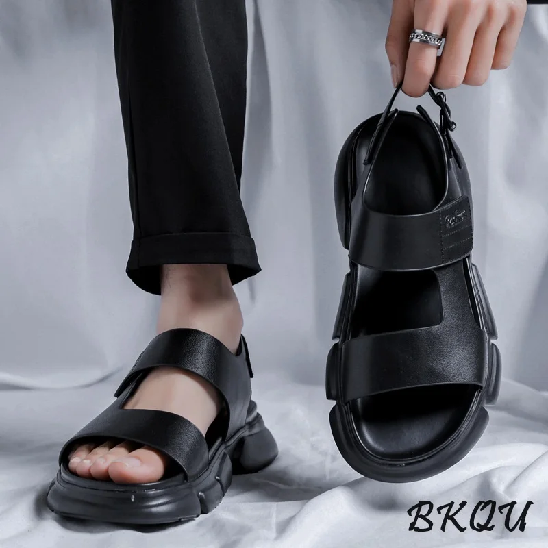 

BKQU Men's Slippers 2024 Summer Roman Sandals Beach Shoes Casual Outside Wear Thick Soles Outside Wear Metal Buckle Decoration