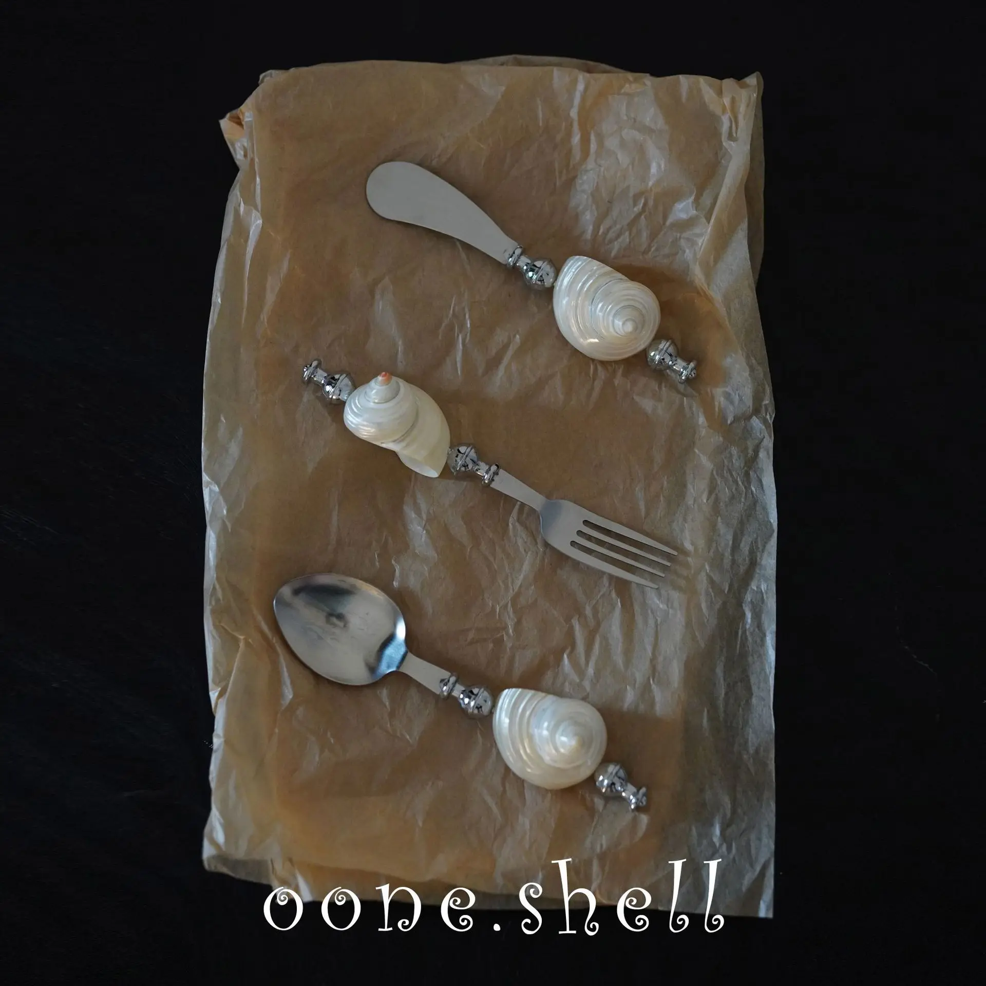 

Moonlight Pearl White Conch Stainless Steel Fork Spoon Butter Knife Tableware Creative Niche Gift