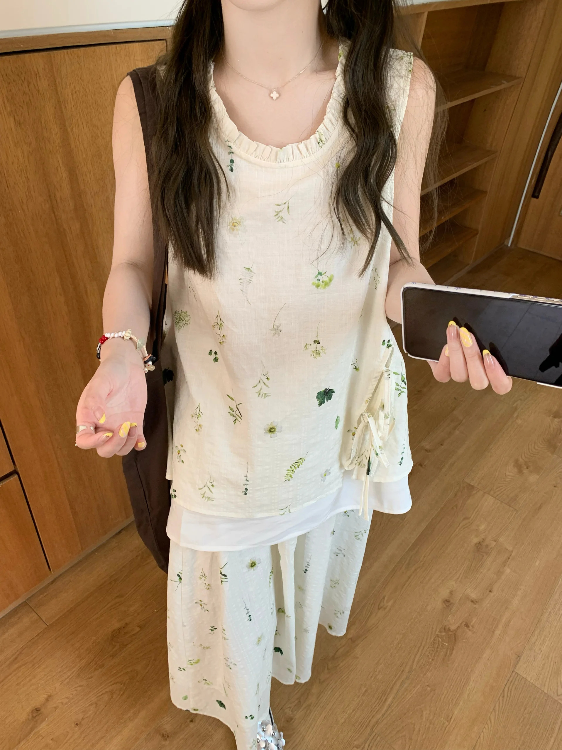 

Комплект из жилета и юбки Yoursjin с цветочным узором, оригинальный дизайн, повседневная одежда для женщин, весенний сезон, стандартная длина