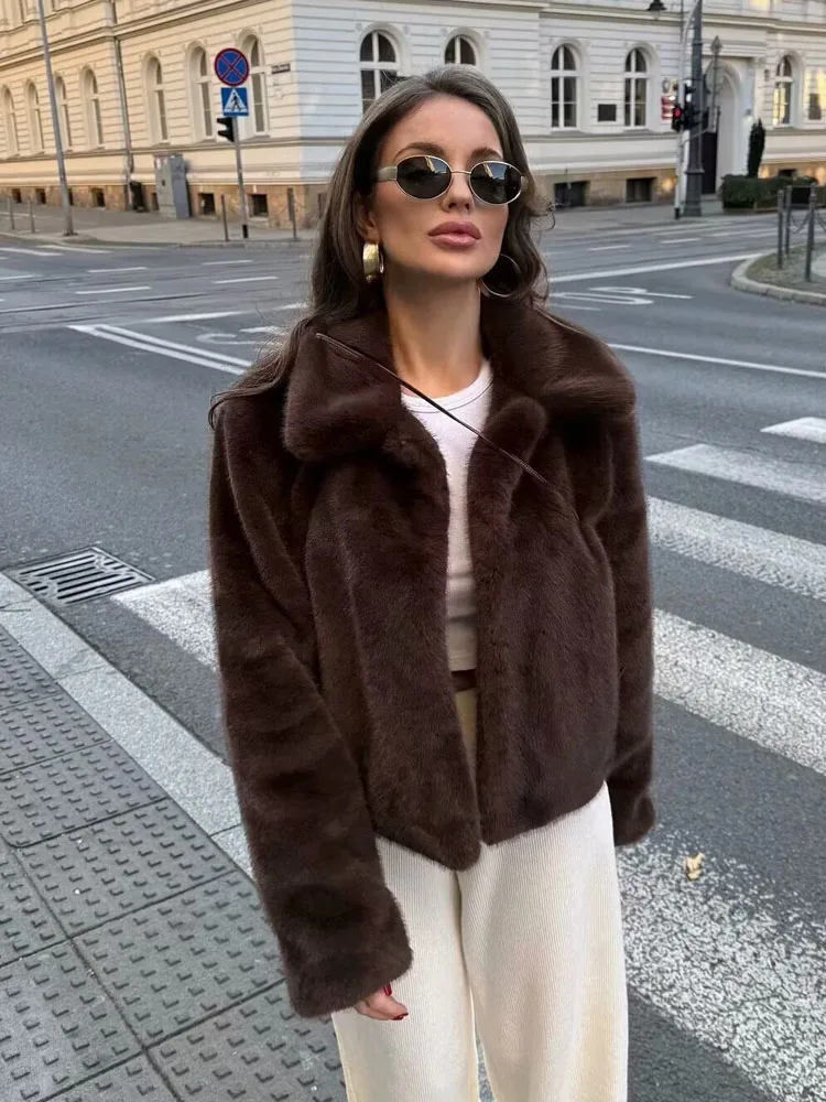 HH Frau Mode Revers Lange Ärmel Einreiher Tasche Dekoration Solide Kurzen Mantel Weibliche Beiläufige Dünne Faux Pelz Effekt Mantel