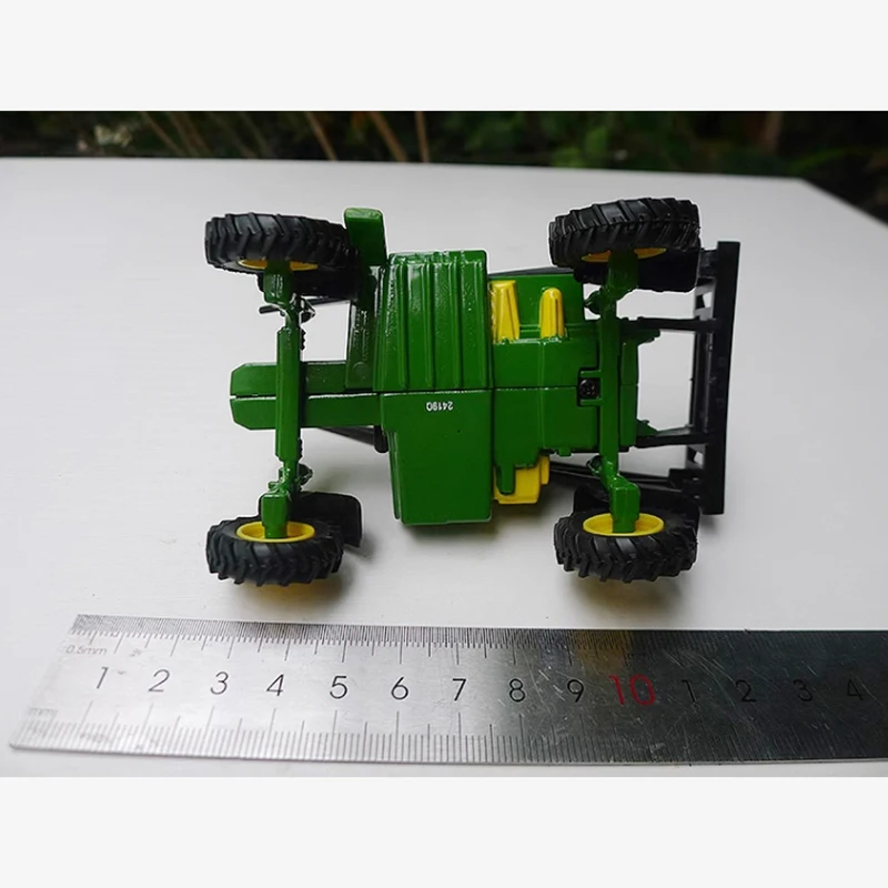 ERTL 1:64 مقياس 4700 و 4710 البخاخ الميداني نموذج سيارة من السبائك الزراعية مجموعة محاكاة نهائية عرض هدية الديكور