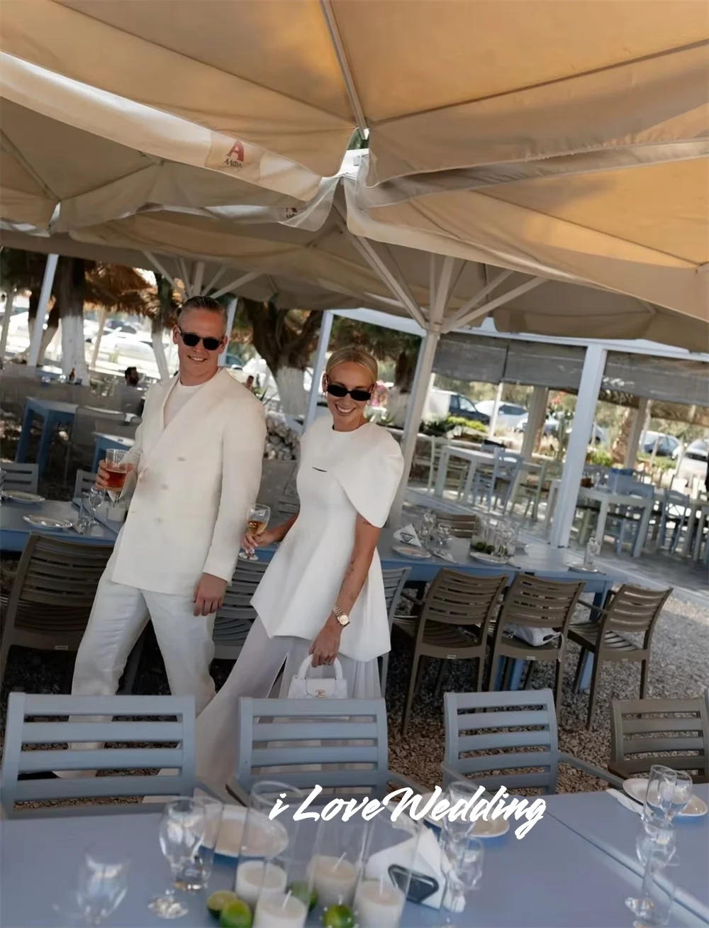 Abito da ballo con mantella staccabile giallo chiaro Semplice A-line in chiffon con spacco laterale Abiti eleganti da sera lunghi fino al pavimento Pieghettato Personalizza