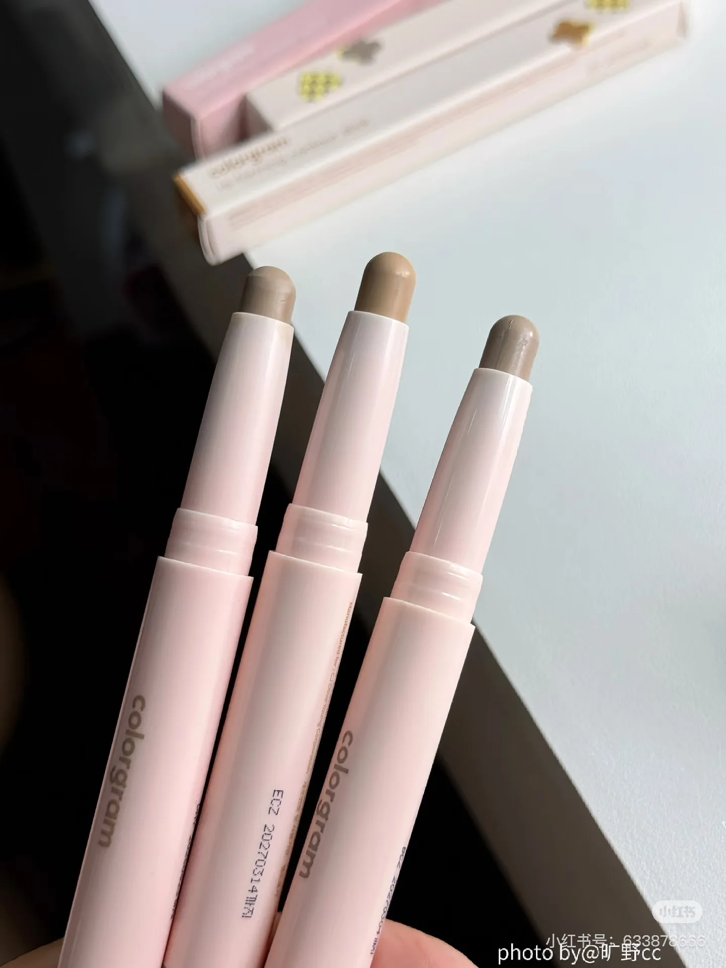 Colorgram Double-ended Contour Pen Multifunction Contour Stick Shadow Nose Natural Matte Korean Makeup Beauty Cosmetics