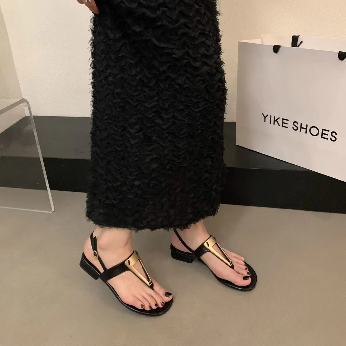 faionable-roman-sle-thi-heel-sandals-youth-flat-bot-slip-on-summer-vaion-beach-oes-pure-color-korean-version