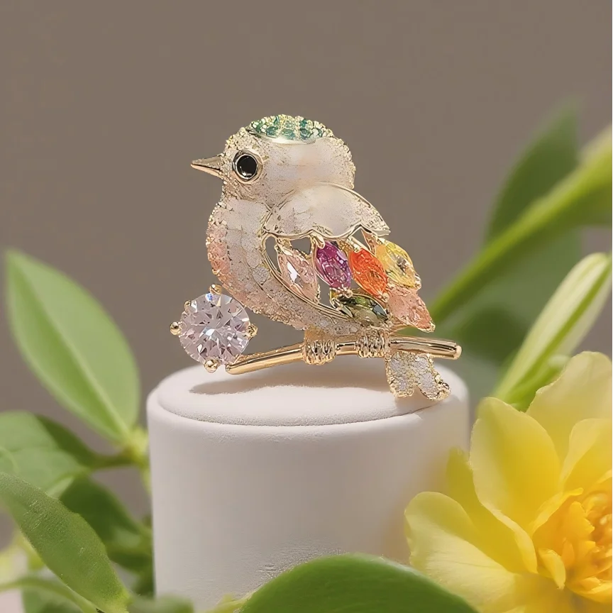 Exquisite gold color bird design versatile fashion trend personalized accessory buckle brooch