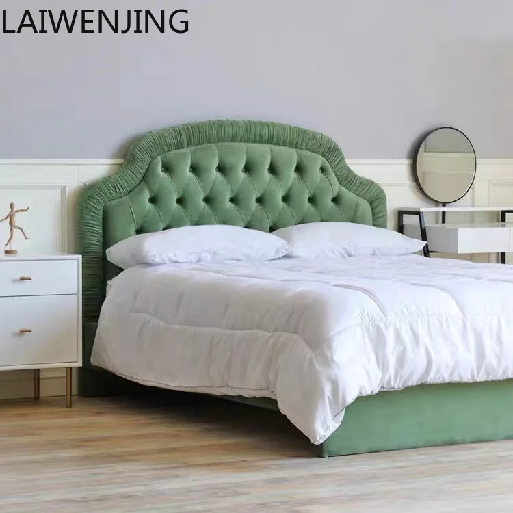 

SGF light luxury 1.8 double wedding bed pull button Nordic velvet cloth simple pleated bed