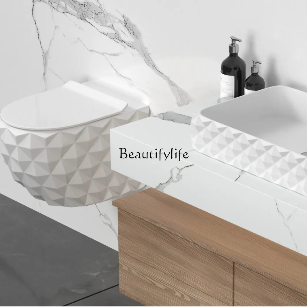 Hotel bathroom gold hanging toilet villa electroplated ceramic wall hanging toilet diamond pattern hanging