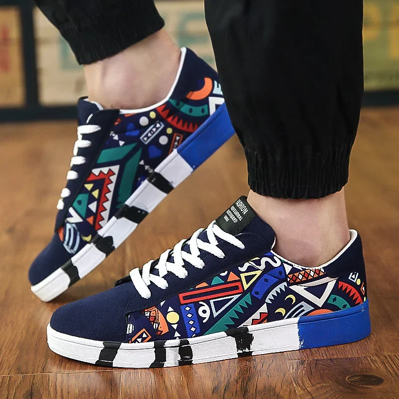 

Trendy Men's New Board Shoes Outdoor non slip walking Men Sporty Shoe Canvas Pattern Casual Sneakers male Zapatos 2026