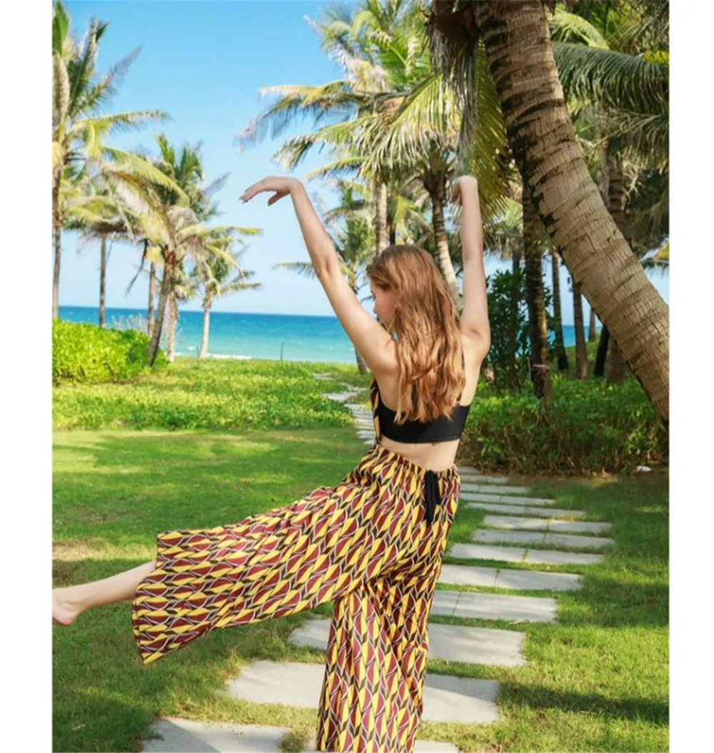 

Swimsuit with steel support, slim fit and sexy cover up, fashion and sweet, for summer vacation, three-piece set