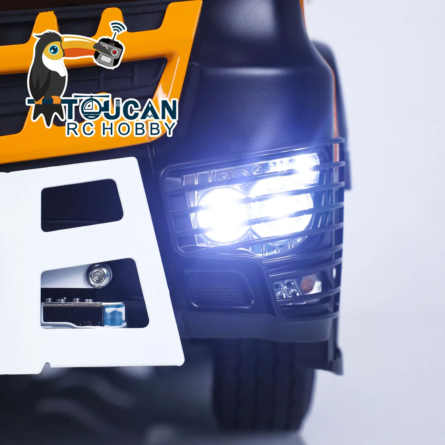 

1/14 TOUCAN RTR Metal 3 Speed Transmission 8X8 Differential Lock Axles DIY RC Tractor Trucks Remote Control Cars Model Lights