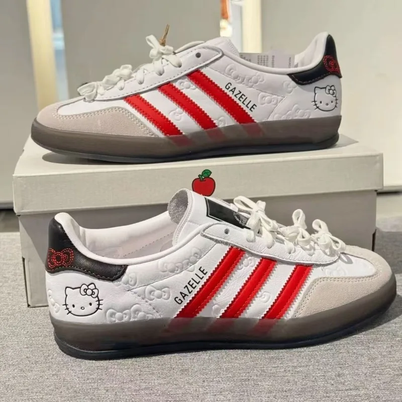 

Sanrio Hello Kitty Cartoon Peripheral 2025 New Spring Autumn Versatile Men and Women Couple Casual UpSport Shoes Holiday Gifts