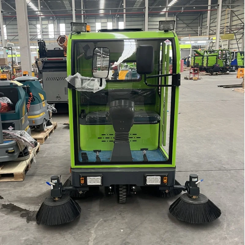 YG مصنع مخصص مكنسة الشارع الكهربائية على الطريق مكنسة أرضية على آلة تنظيف الطريق مكنسة كهربائية كبيرة