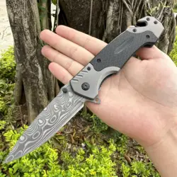 Topwell Coltello tascabile EDC liscio ad apertura rapida Lama affilata 5cr15mov con rivestimento di Damasco Manico confortevole Esterno/Auto-risvataggio