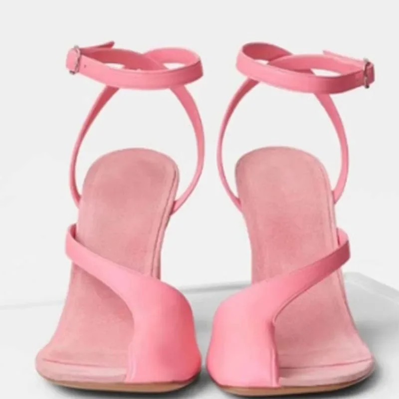 

New Roman Sandals for Foreign Trade, Women's Sensation, Side Empty Half Headrest, Clamp Toe, Split Toe Large High Heels